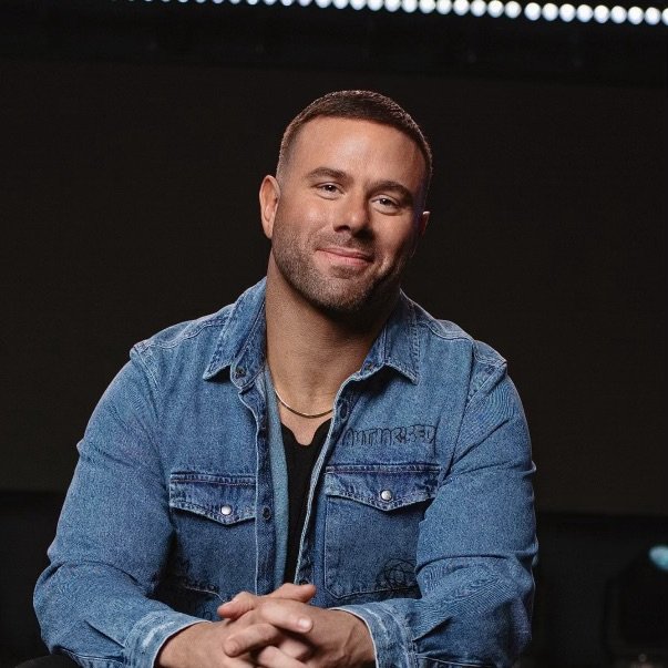 GREG FORD portrait